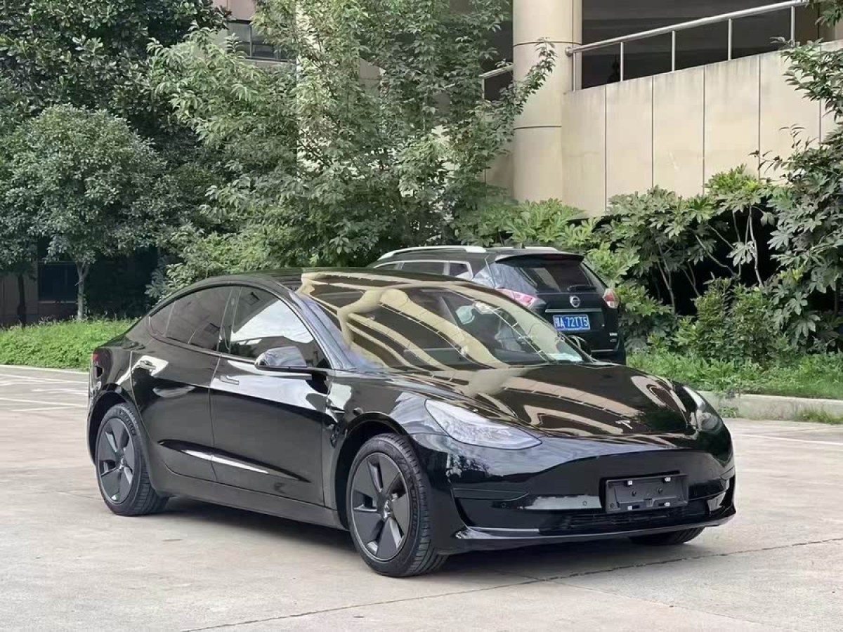 特斯拉 Model 3  2023款 煥新版 后輪驅(qū)動圖片