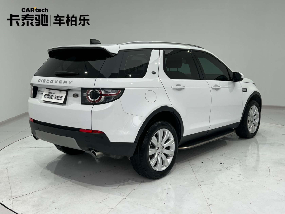 路虎 發(fā)現(xiàn)神行  2018款 240PS HSE LUXURY版圖片