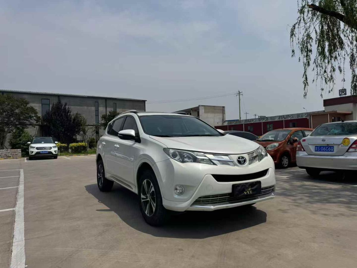豐田 RAV4榮放  2016款 2.0L CVT兩驅(qū)智尚版圖片