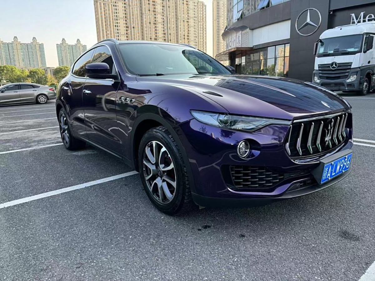 瑪莎拉蒂 Levante  2019款 3.0T 350Hp 標(biāo)準(zhǔn)版 國VI圖片