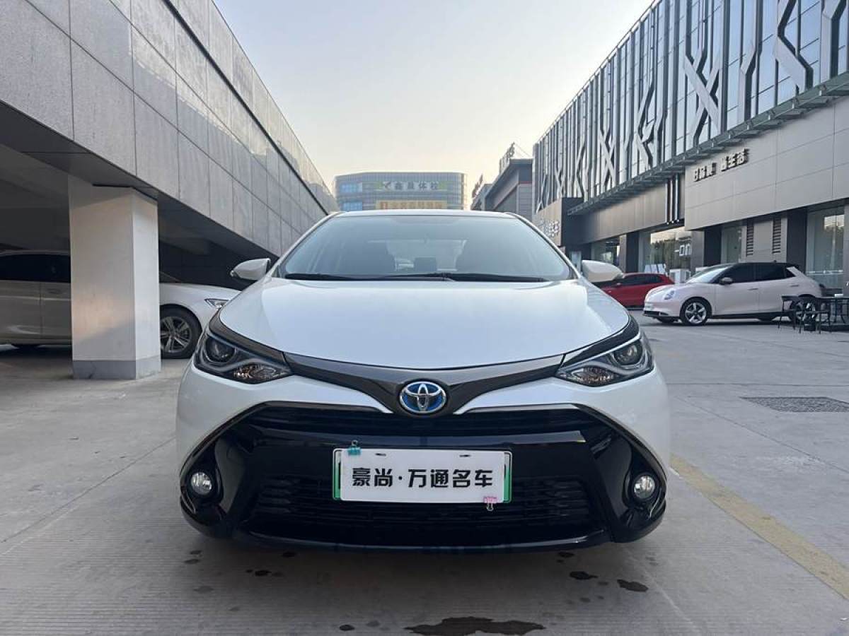 豐田 雷凌雙擎E+  2019款 1.8PH V CVT豪華版圖片