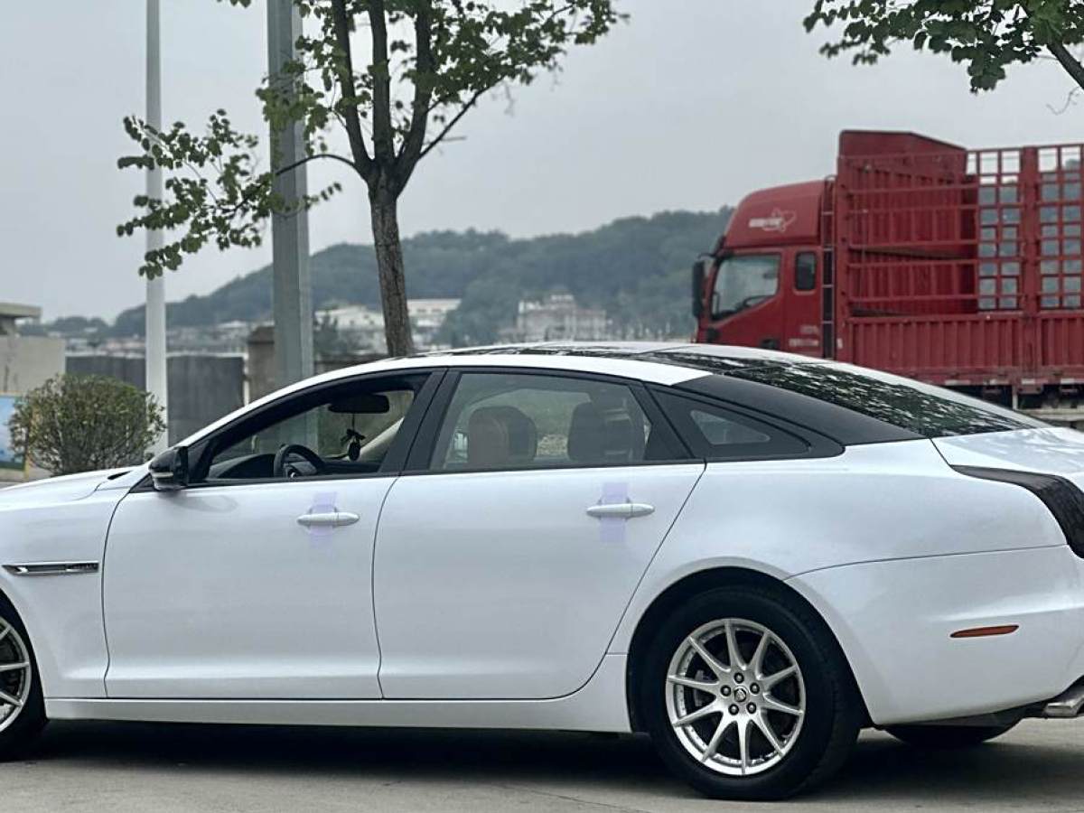 捷豹 XJ  2012款 XJL 3.0 倫敦限量版圖片