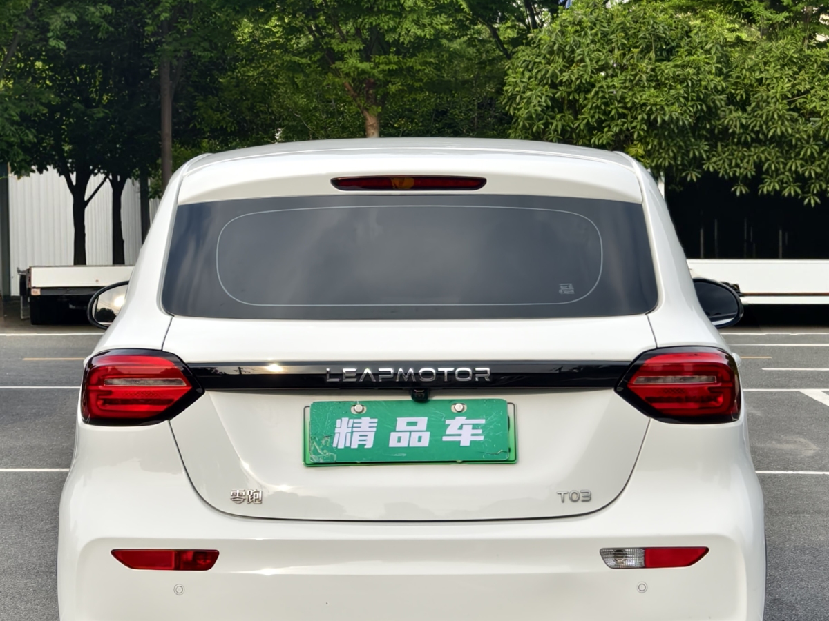 零跑 零跑T03  2023款 310輕享版圖片
