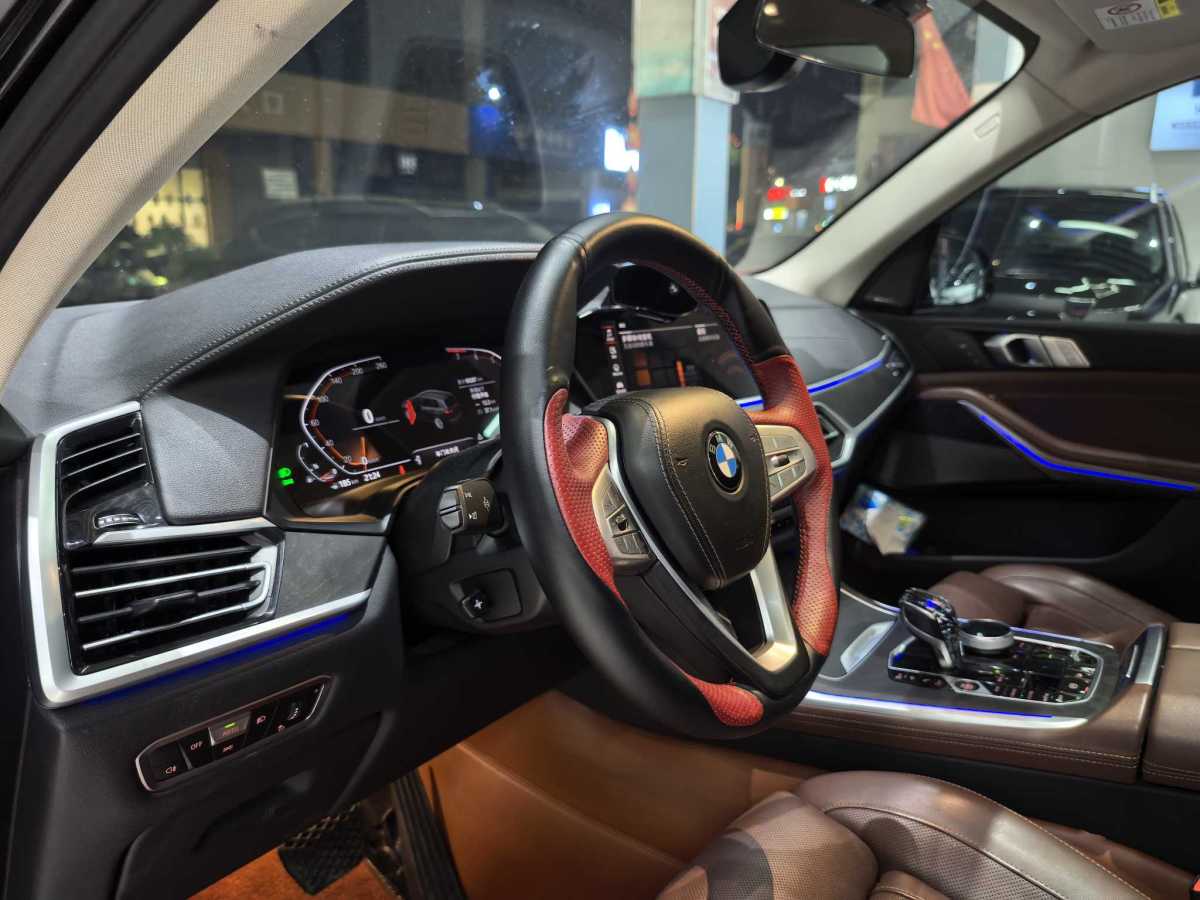 寶馬 寶馬X7  2021款 改款 xDrive40i 領先型豪華套裝圖片