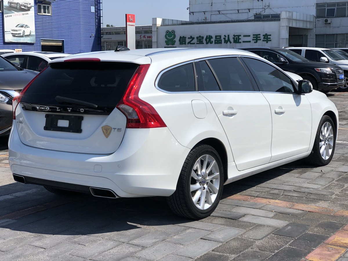 沃爾沃 V60  2015款 T5 智逸版圖片