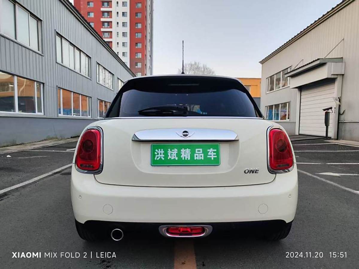 MINI MINI  2015款 1.2T ONE 五門版圖片