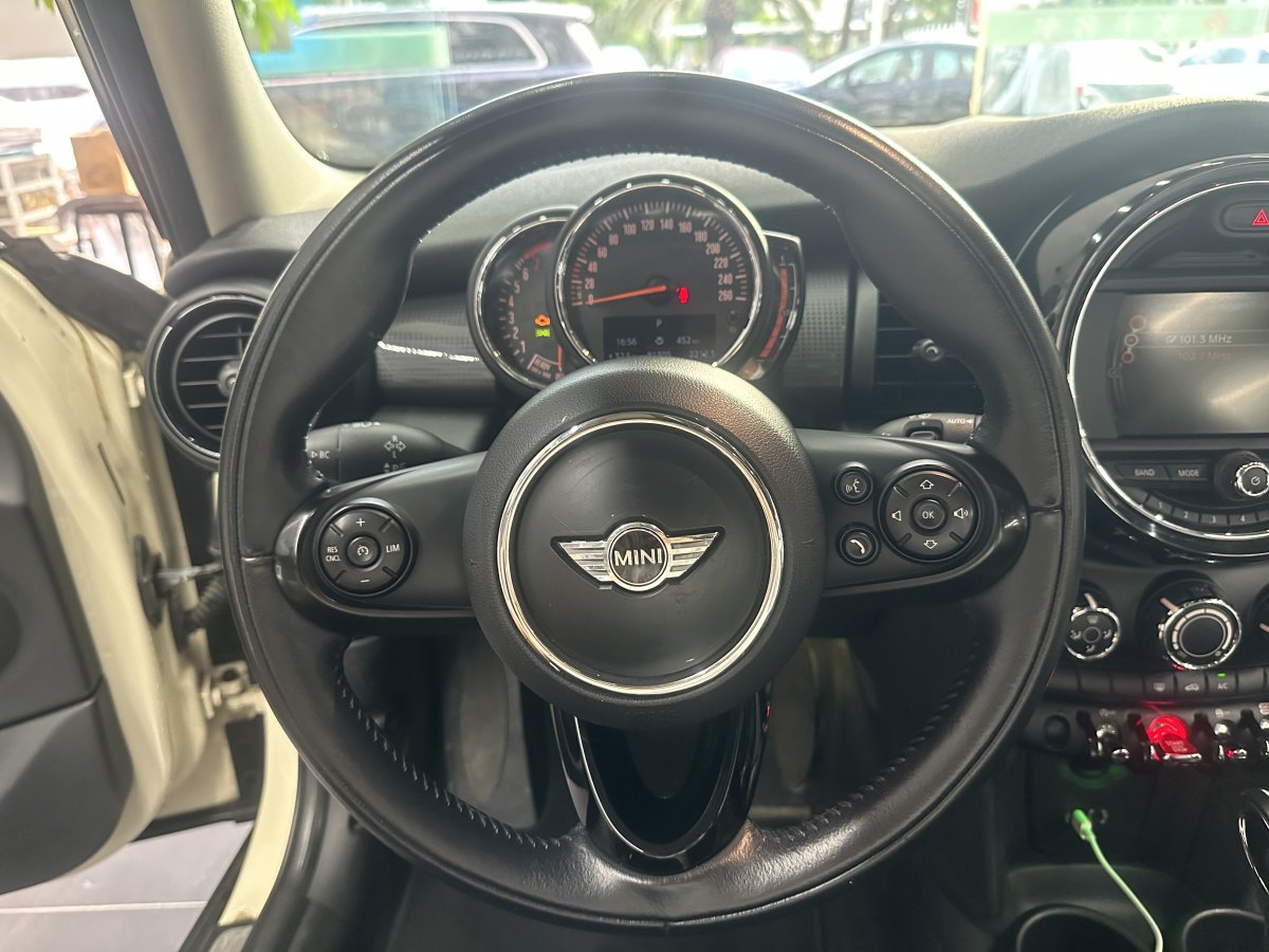 MINI MINI  2016款 1.5T COOPER 先锋派 五门版图片