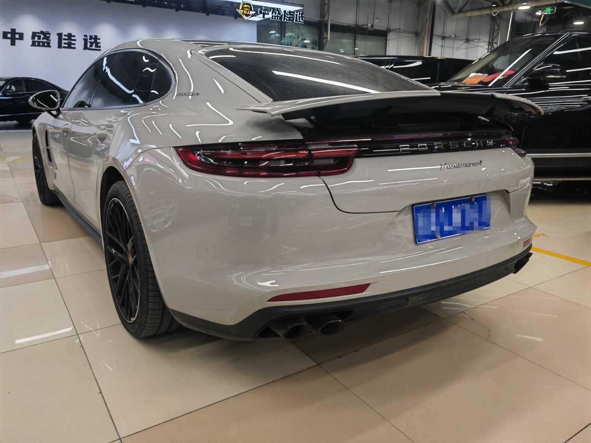 保時(shí)捷 Panamera  2019款 Panamera 4 行政加長(zhǎng)版 2.9T圖片