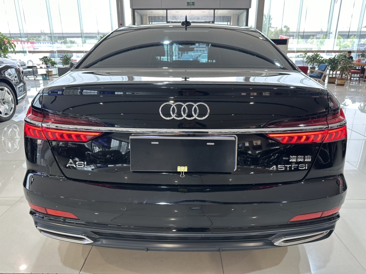 奧迪 奧迪A6L  2020款 45 TFSI 臻選動(dòng)感型圖片