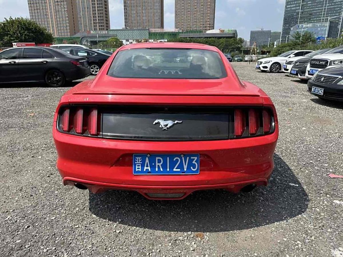 2018年6月福特 Mustang  2017款 2.3T 運(yùn)動(dòng)版