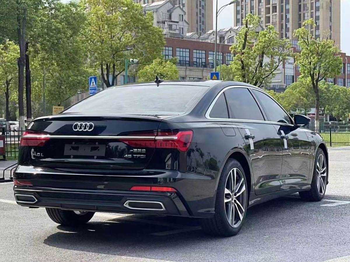 奧迪 奧迪A6L  2021款 40 TFSI 豪華動感型圖片