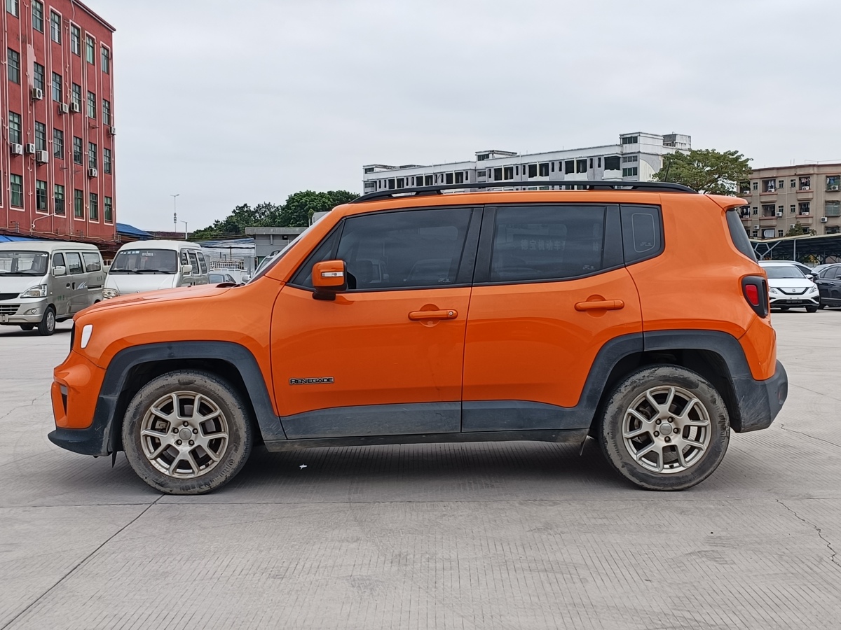 2021年6月Jeep 自由俠  2019款 220T 自動(dòng)領(lǐng)先版