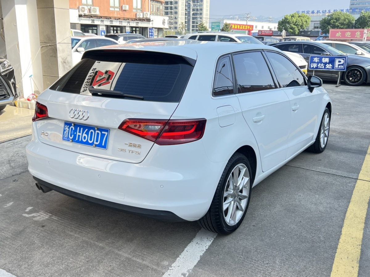 奧迪 奧迪A3  2015款 Sportback 35 TFSI 百萬紀(jì)念舒享型圖片