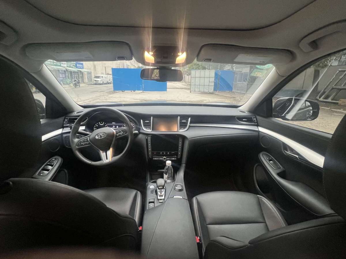 2020年01月英菲尼迪 QX50  2018款 2.0T 四驅(qū)菁英版