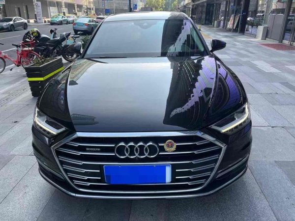 奥迪 奥迪A8  2019款 改款 Plus A8L 55 TFSI quattro 豪华型