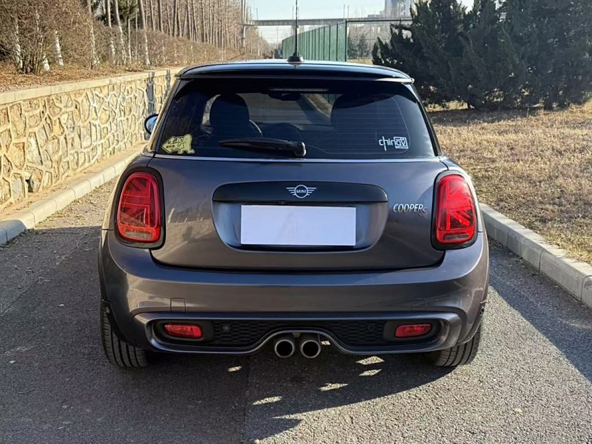 MINI MINI  2019款 2.0T COOPER S 藝術(shù)家圖片