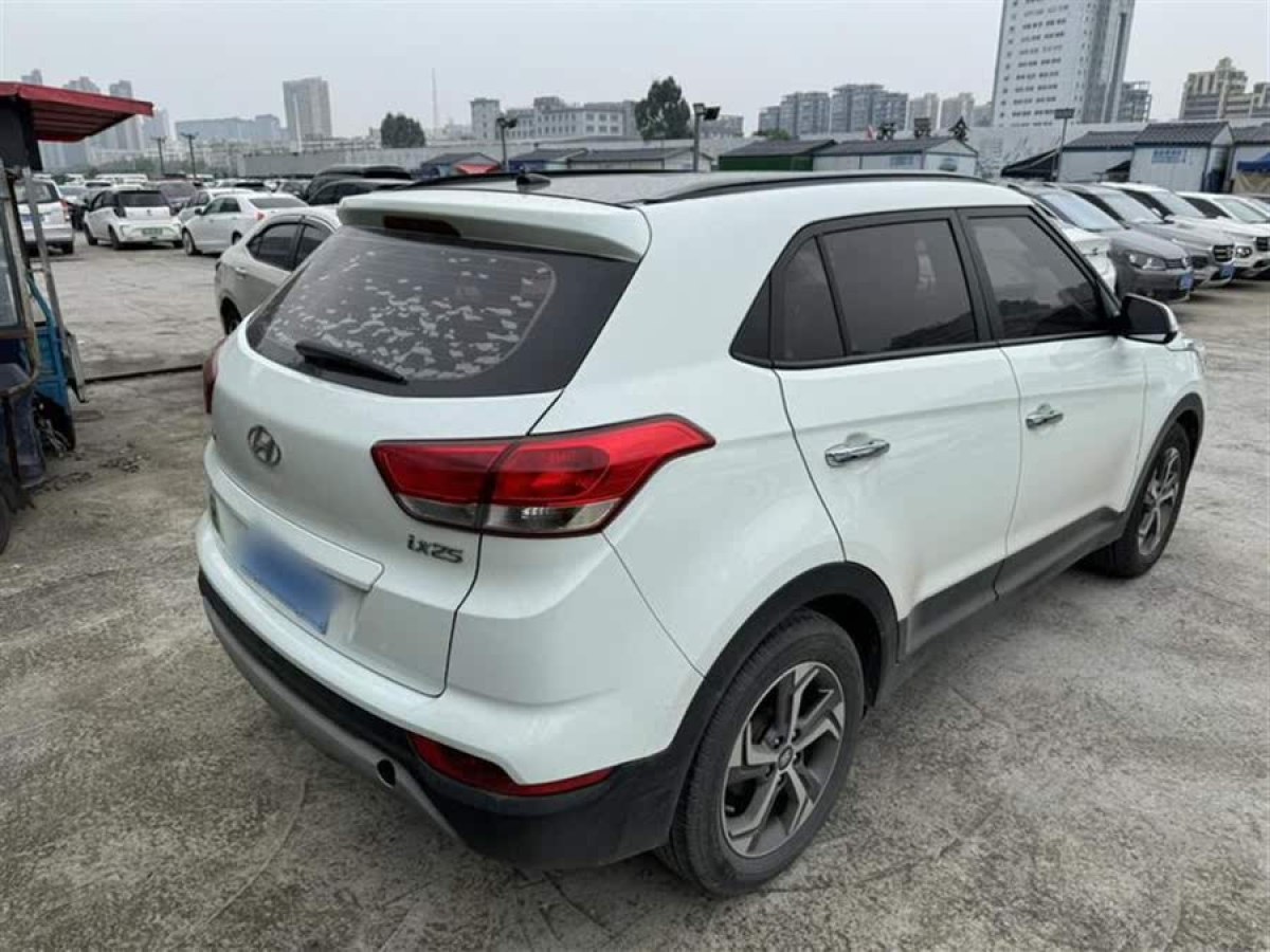 現(xiàn)代 ix25  2017款 1.6L 自動(dòng)智能型圖片