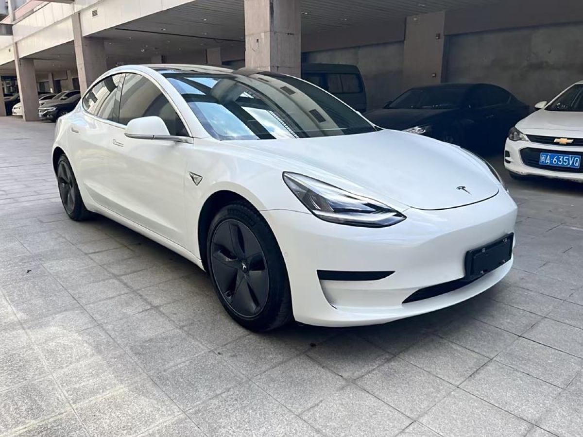 2020年7月特斯拉 Model Y  2020款 改款 標(biāo)準(zhǔn)續(xù)航后驅(qū)升級(jí)版