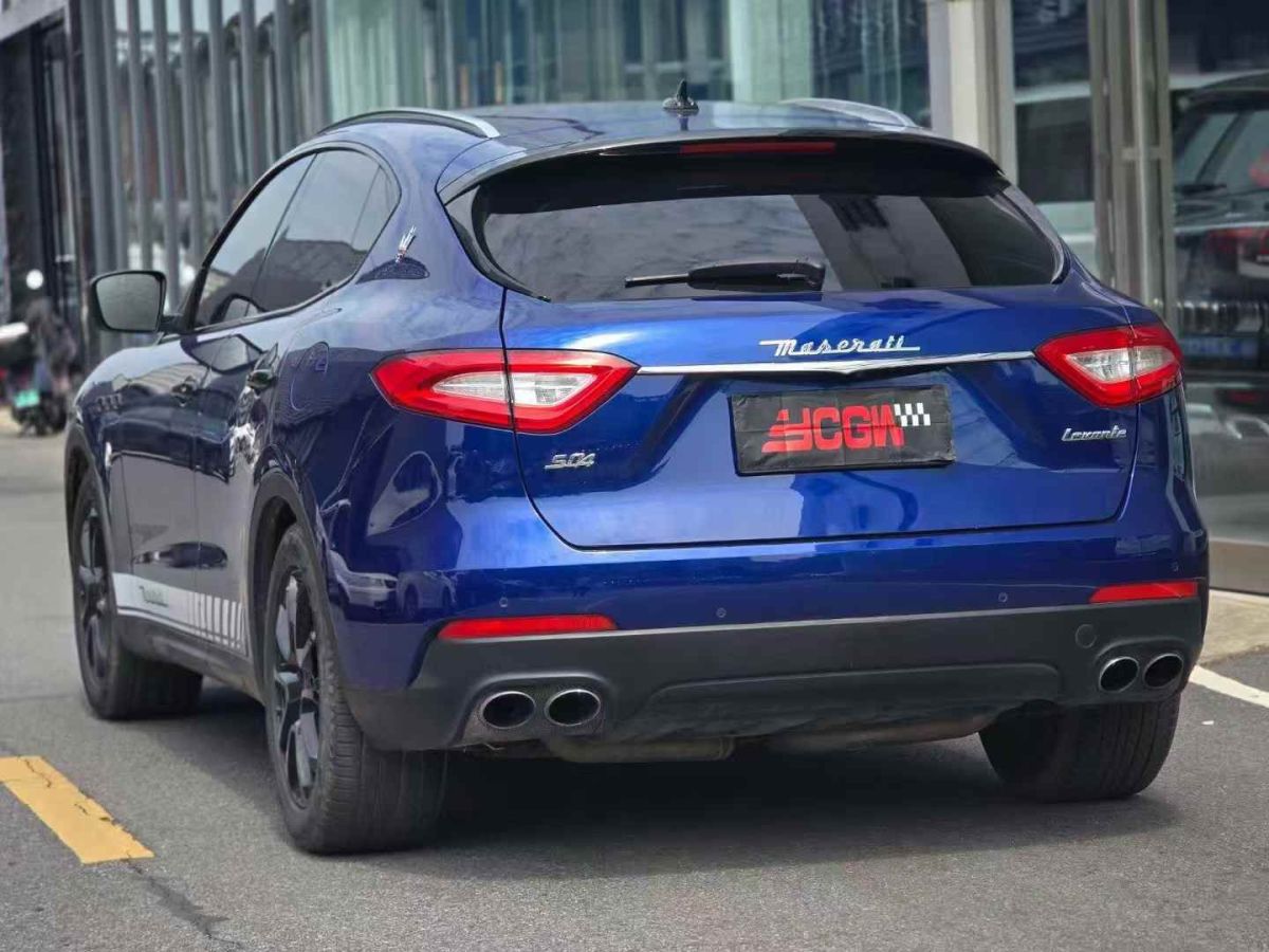 瑪莎拉蒂 Levante  2018款 3.0T 經(jīng)典版圖片
