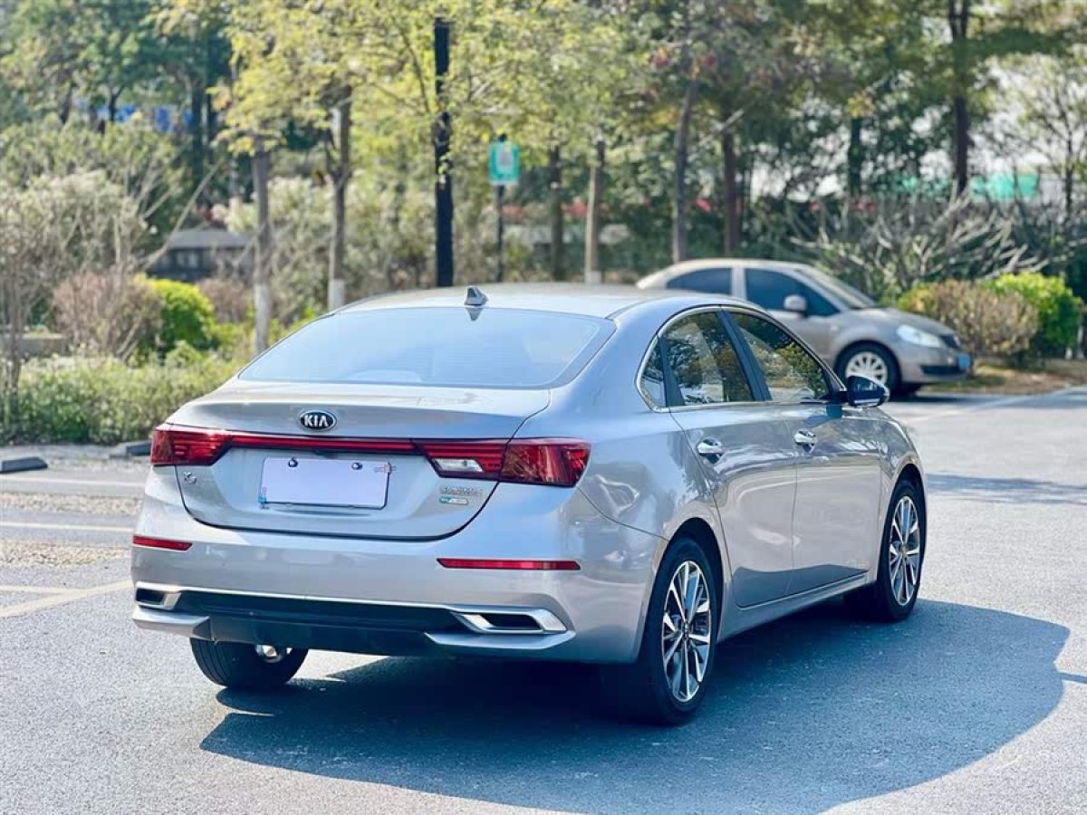 起亞 K3  2019款  1.5L CVT豪華版圖片