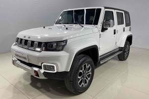 BJ40 北京 2.0T 自动四驱城市猎人版侠客型