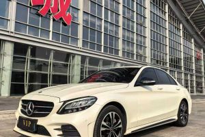 奔馳C級(jí) 奔馳 C 300 L