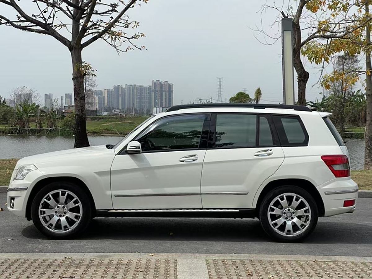 2011年12月奔馳 奔馳GLK級(jí)  2011款 GLK 300 4MATIC 時(shí)尚型