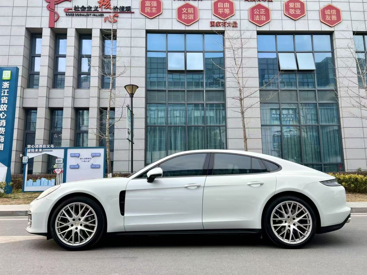 保時(shí)捷 Panamera  2023款 Panamera 2.9T 鉑金版圖片