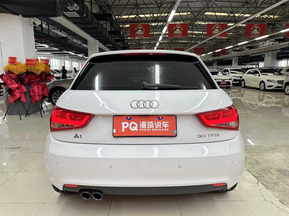 奧迪 奧迪A1  2014款 30 TFSI Sportback舒適型圖片