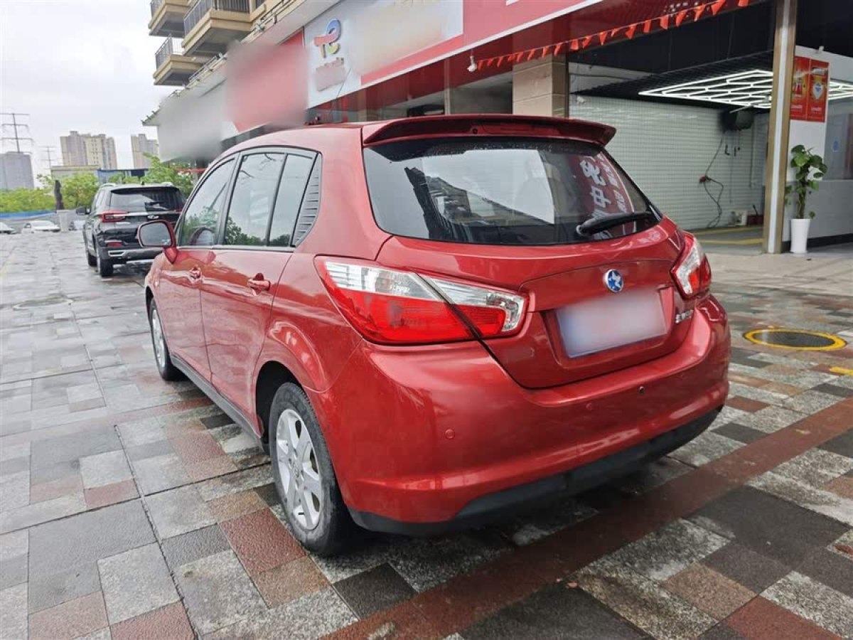 啟辰 R50  2013款 1.6L 自動(dòng)豪華版圖片