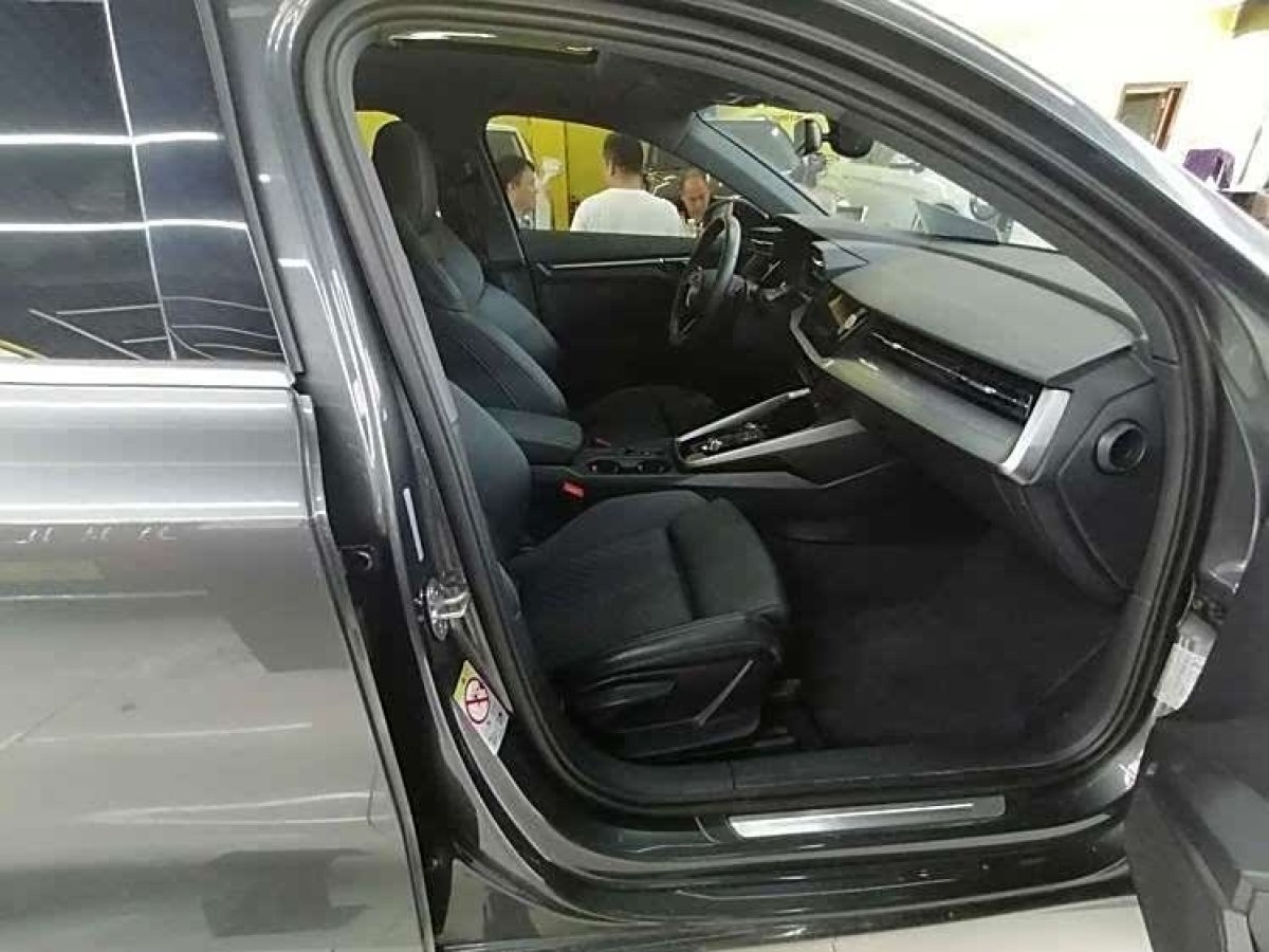 奧迪 奧迪A3  2021款 A3L Limousine 35 TFSI 進取運動型圖片
