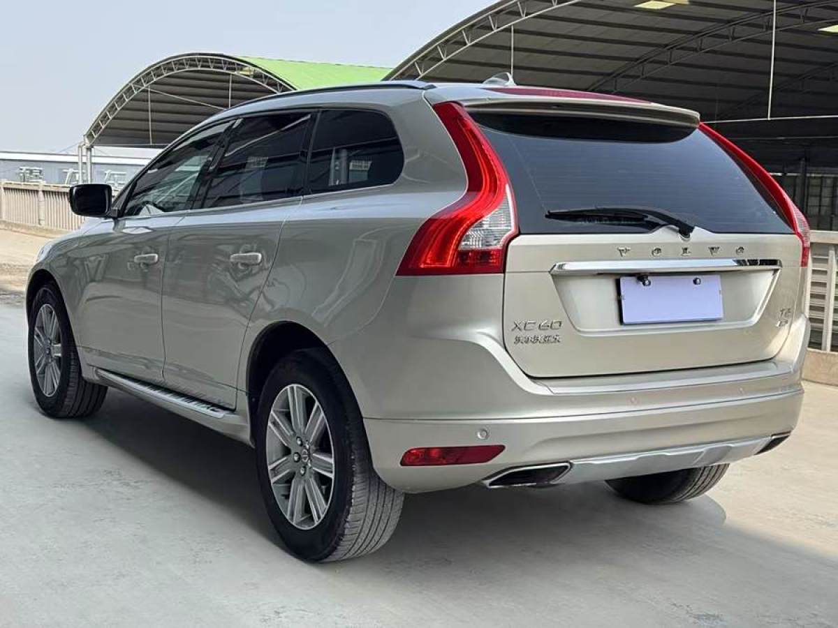 沃爾沃 XC60  2017款 T5 AWD 智進(jìn)升級(jí)版圖片