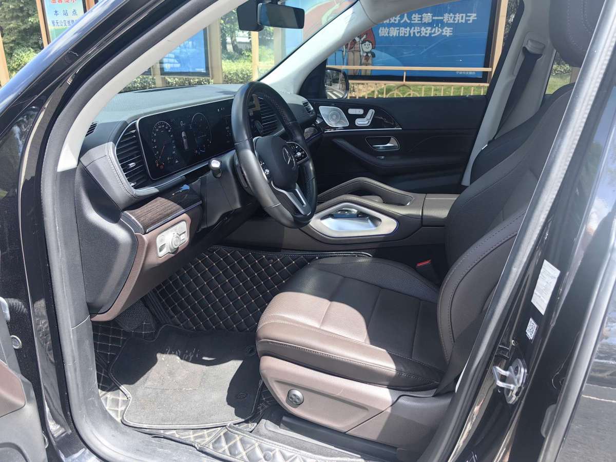 奔馳 奔馳GLE  2022款 GLE 350 4MATIC 時(shí)尚型圖片