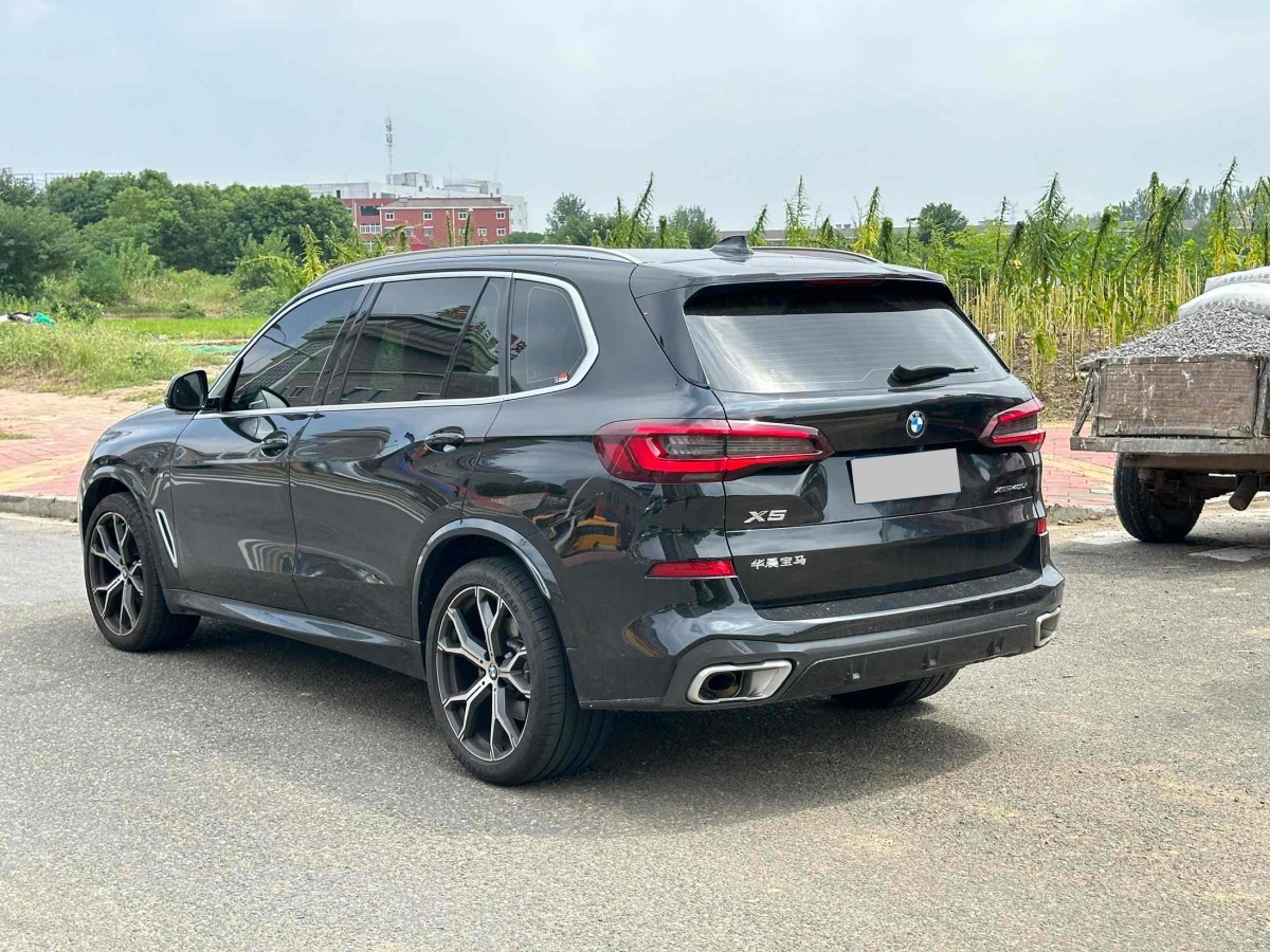 宝马 宝马X5  2022款 改款 xDrive 40Li M运动套装图片