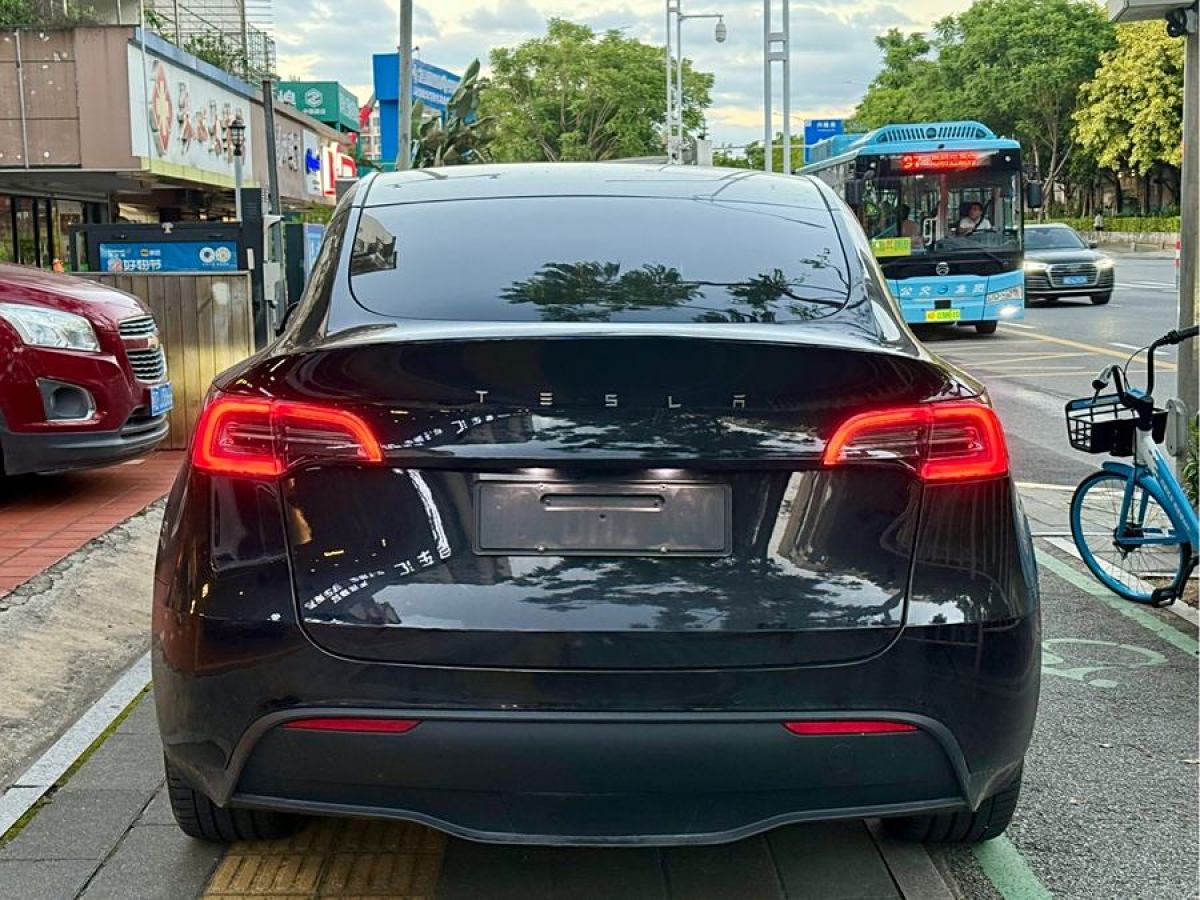 特斯拉 Model Y  2023款 煥新版 后輪驅(qū)動圖片