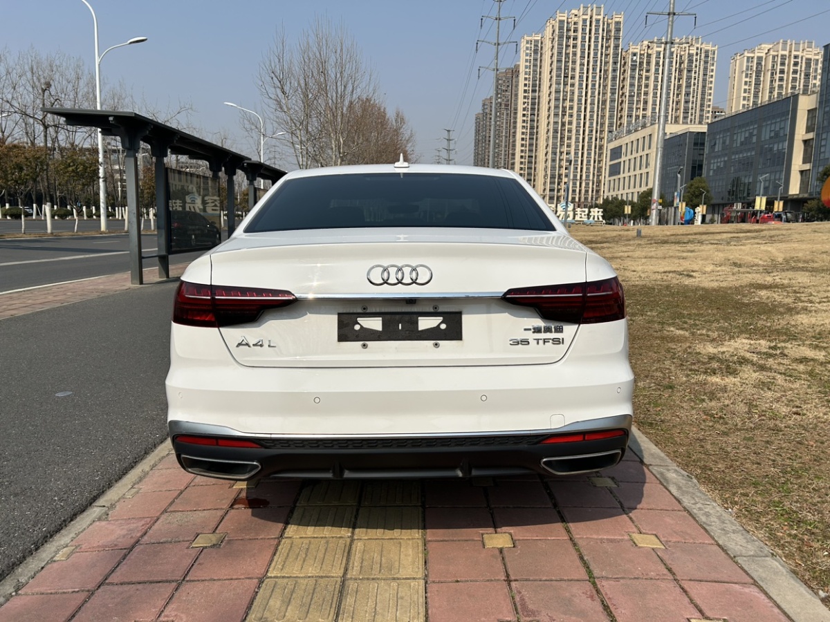 2022年6月奧迪 奧迪A4L  2022款 35 TFSI 時尚動感型