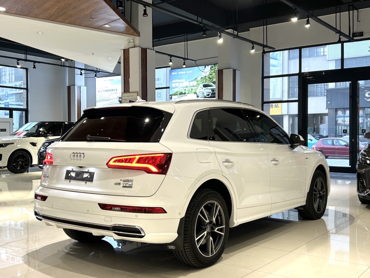 奧迪 奧迪Q5L  2020款 45 TFSI 尊享時尚型圖片