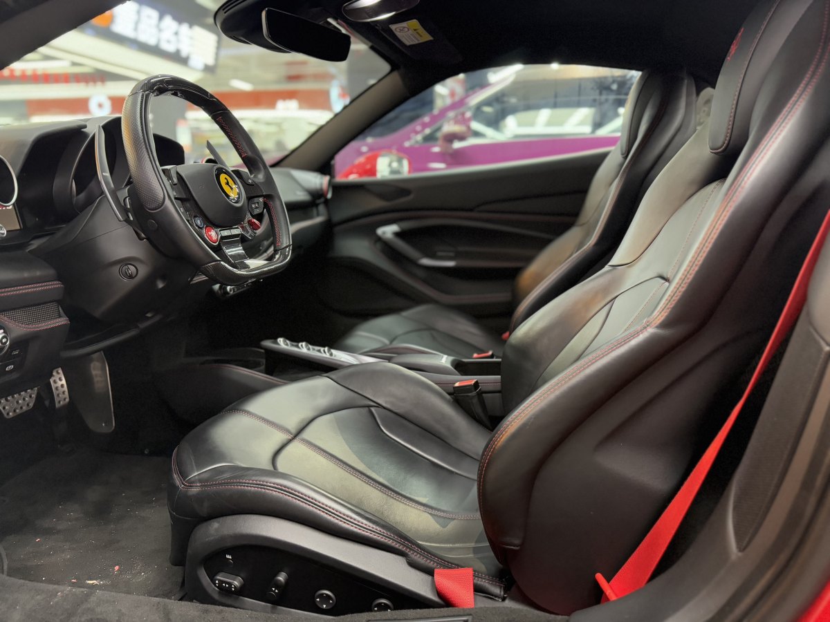 法拉利 F8 Tributo  2019款  3.9T V8圖片