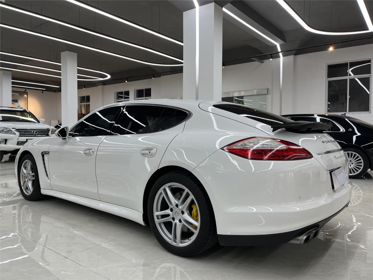 保時(shí)捷 Panamera  2010款 Panamera Turbo 4.8T圖片