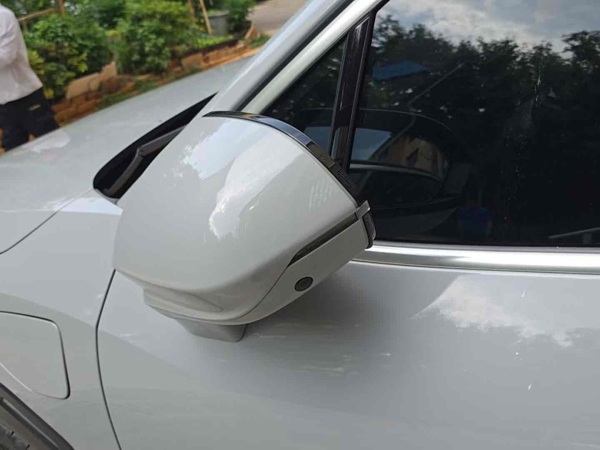 蔚來 蔚來EC6  2022款 75kWh 運(yùn)動(dòng)版圖片