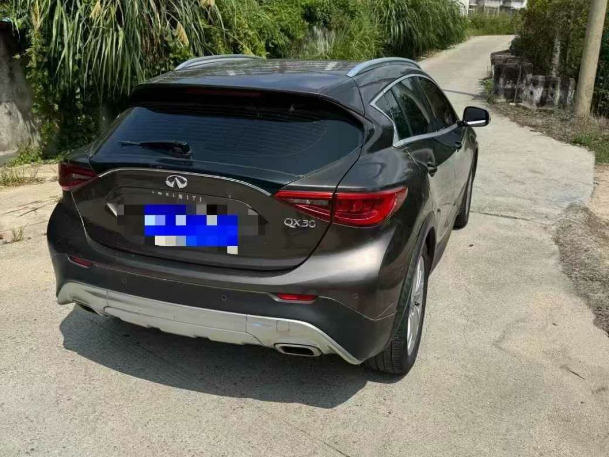 英菲尼迪 QX30  2017款 1.6T 兩驅時尚版圖片