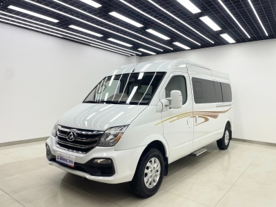 上汽大通 V80 2.5T經(jīng)典款6擋手動(dòng)商旅長(zhǎng)軸中頂9座圖片