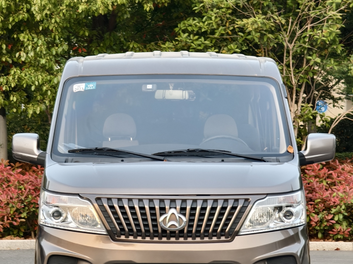 長(zhǎng)安歐尚 長(zhǎng)安睿行M60  2020款 1.5L標(biāo)準(zhǔn)型國(guó)VI 6座DAM15KR圖片