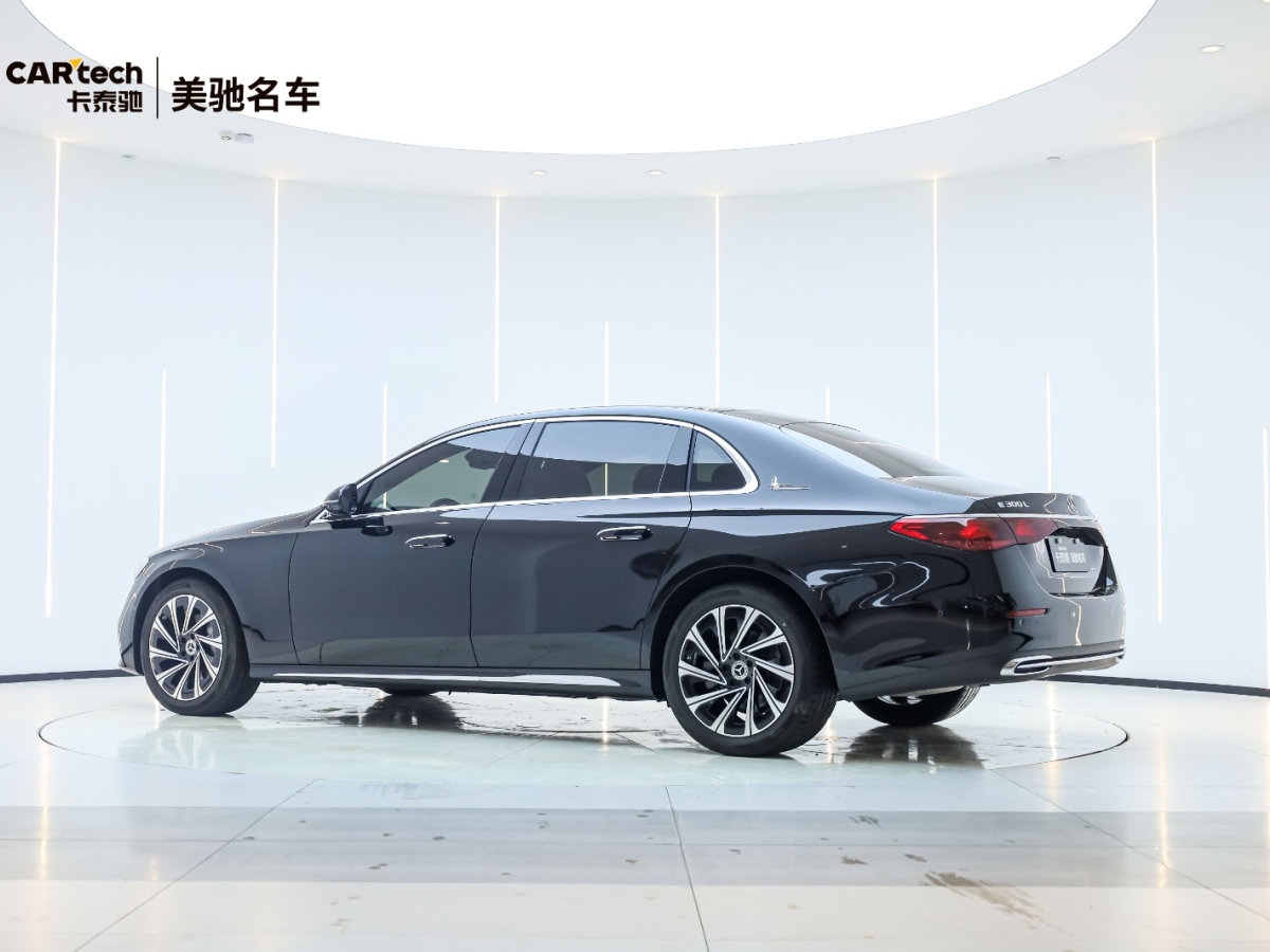 奔馳 奔馳E級(jí)  2024款 E 300 L 豪華型圖片