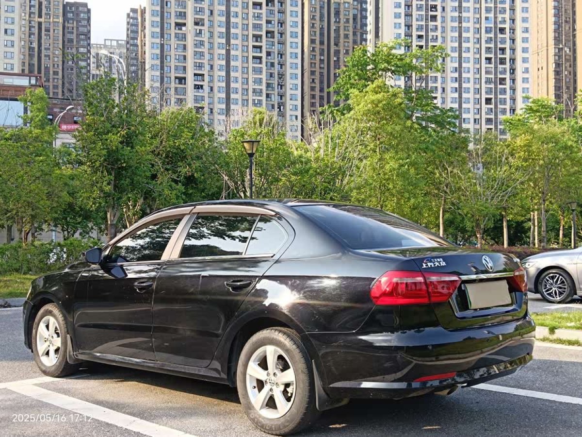 大眾 朗逸  2013款 改款經(jīng)典 1.6L 自動風尚版圖片
