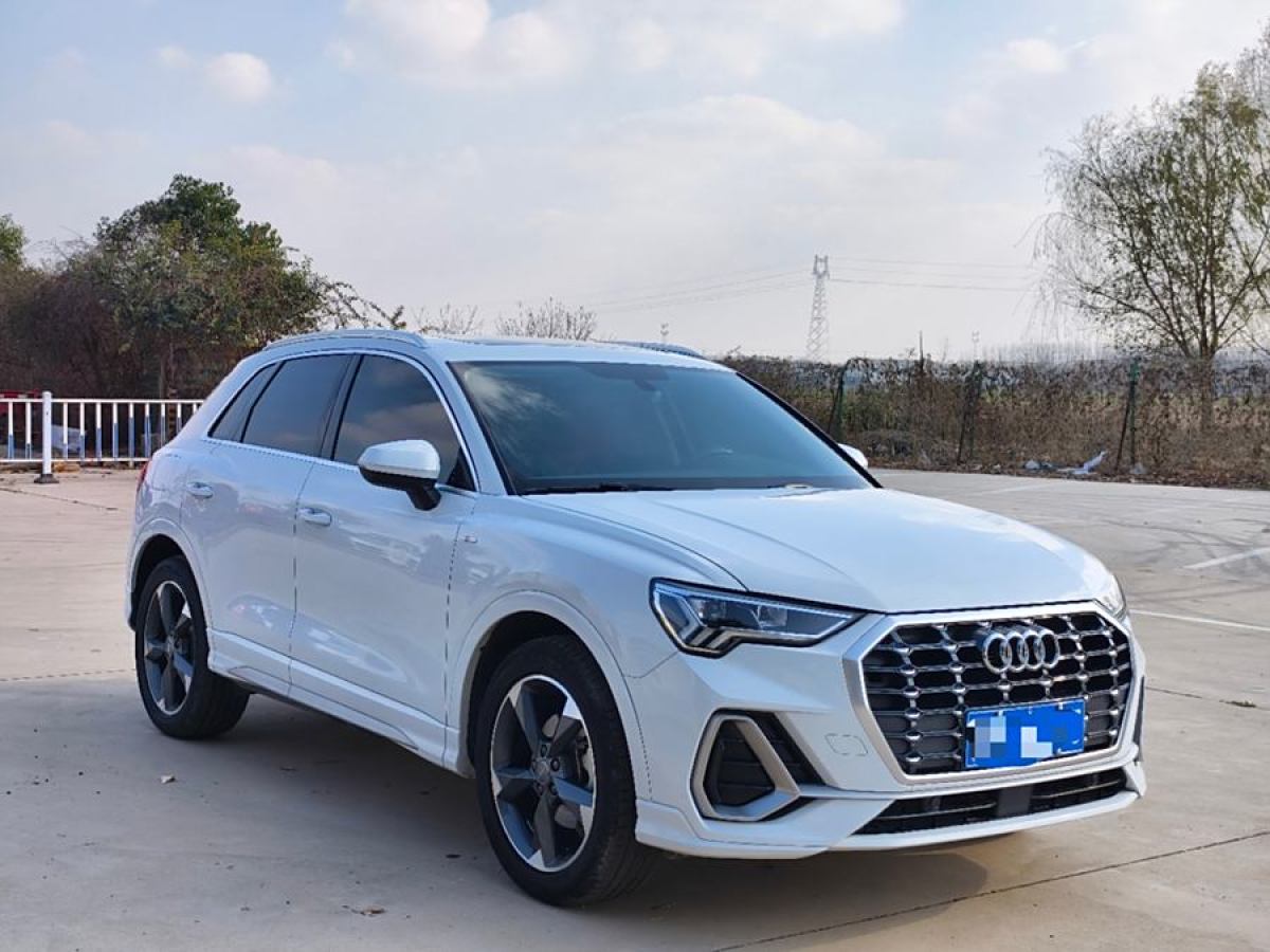 奧迪 奧迪Q3  2020款 35 TFSI 進(jìn)取動感型圖片