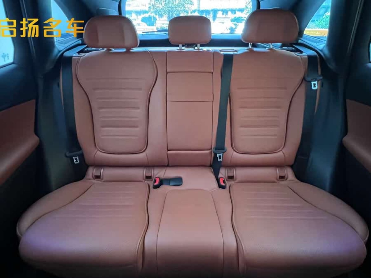 奔馳 奔馳GLC  2025款 改款 GLC 300 L 4MATIC 動感型 5座圖片