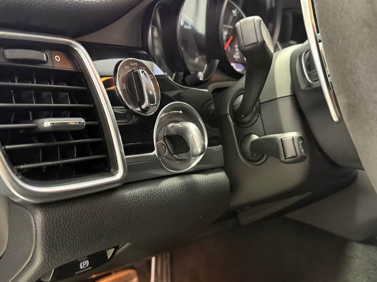 保時捷 Panamera  2014款 Panamera 3.0T圖片