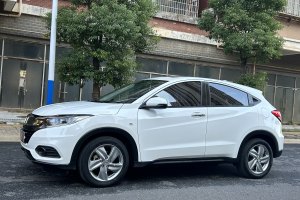 缤智 本田  1.5L CVT先锋型 国VI