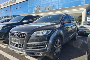 奥迪Q7 奥迪 35 TFSI 越野型